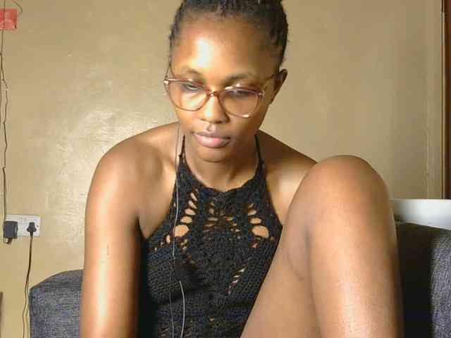 cutieglo webcam