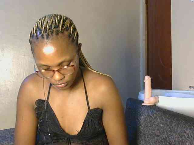 cutieglo webcam