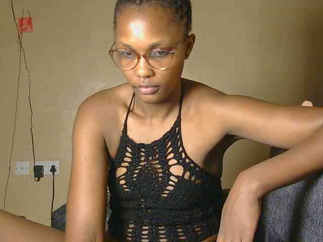 cutieglo webcam