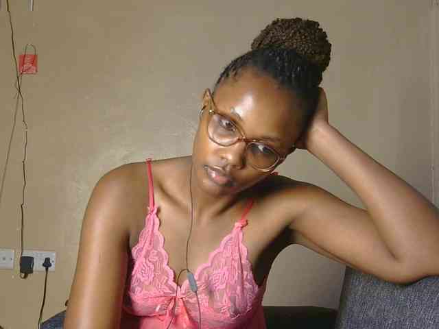 cutieglo webcam