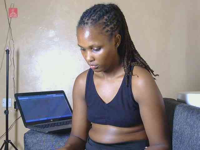 cutieglo webcam