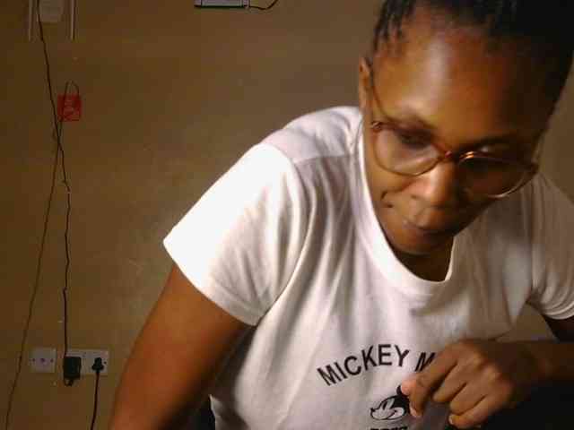 cutieglo webcam