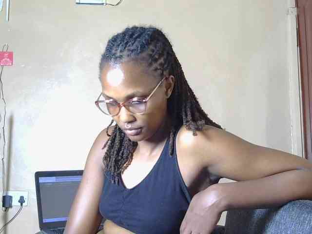 cutieglo webcam