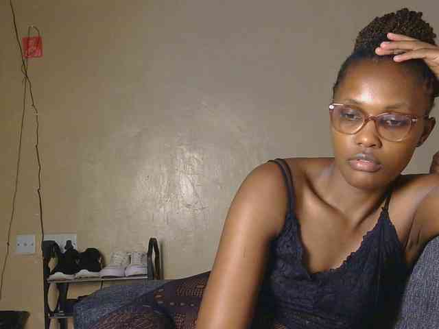 cutieglo webcam