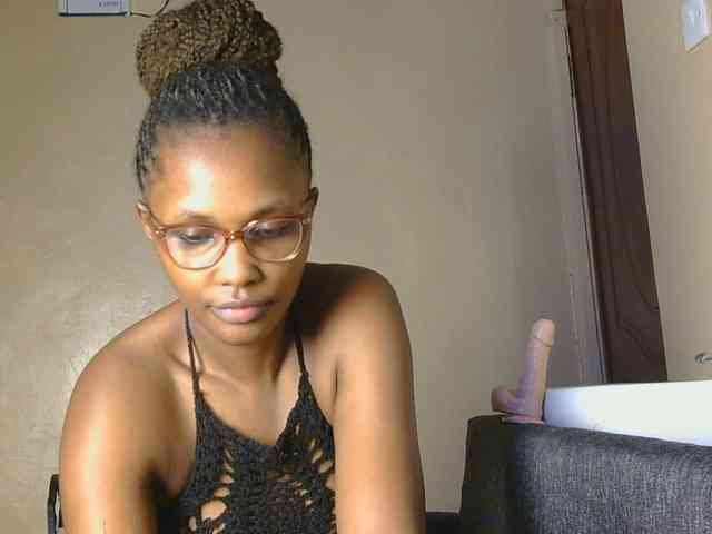 cutieglo webcam