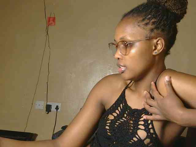 cutieglo webcam