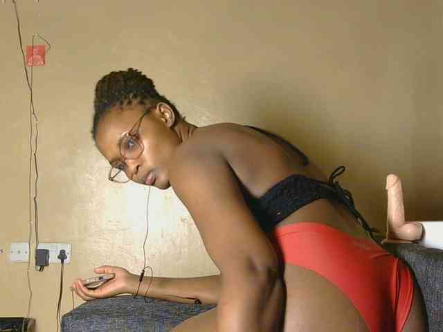 cutieglo webcam