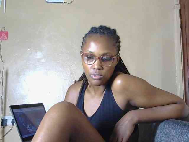 cutieglo webcam