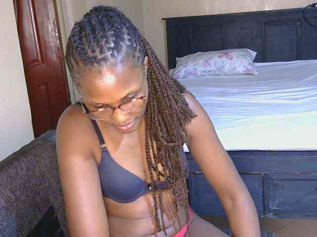 cutieglo webcam