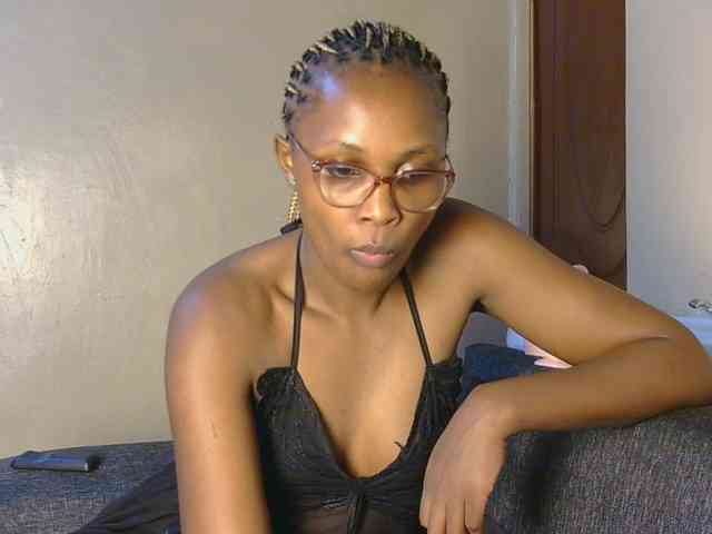 cutieglo webcam