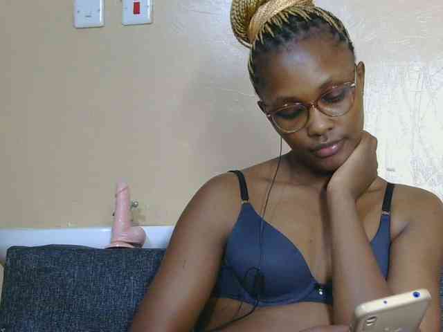 cutieglo webcam
