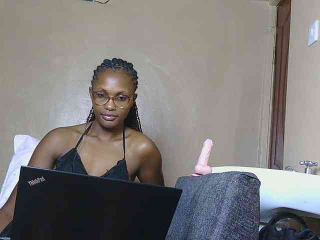cutieglo webcam
