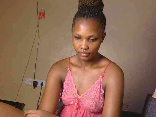 cutieglo webcam