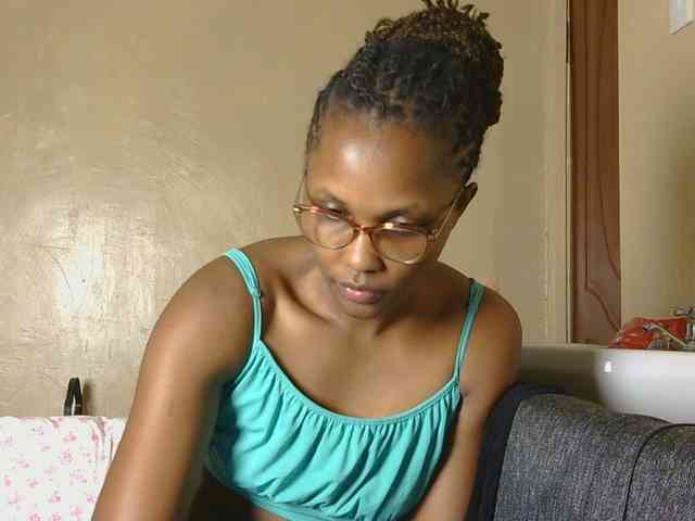 cutieglo webcam