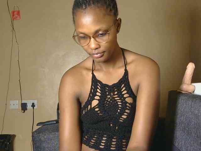 cutieglo webcam