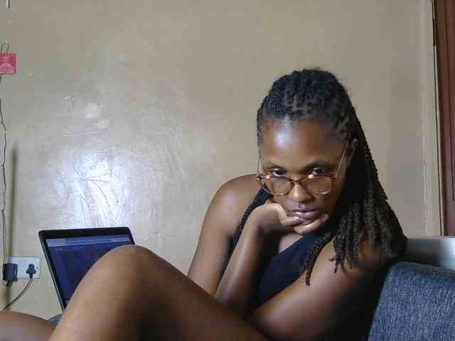 cutieglo webcam