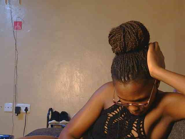cutieglo webcam
