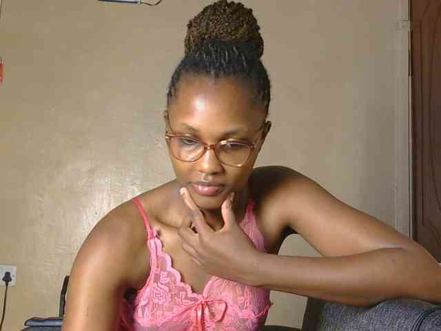 cutieglo webcam