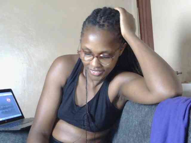 cutieglo webcam