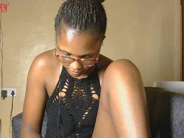 cutieglo webcam