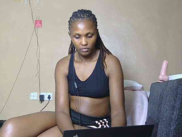 cutieglo webcam