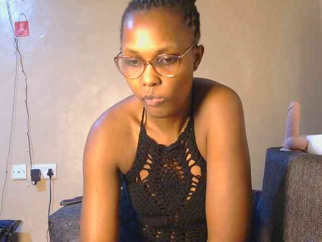 cutieglo webcam