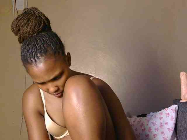 cutieglo webcam