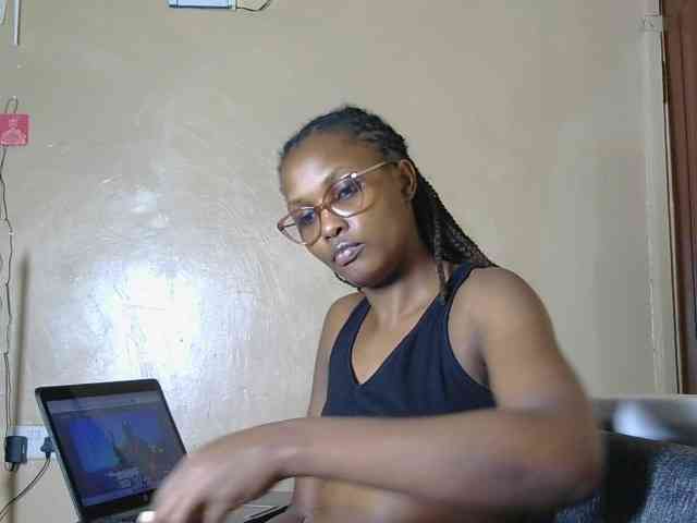 cutieglo webcam