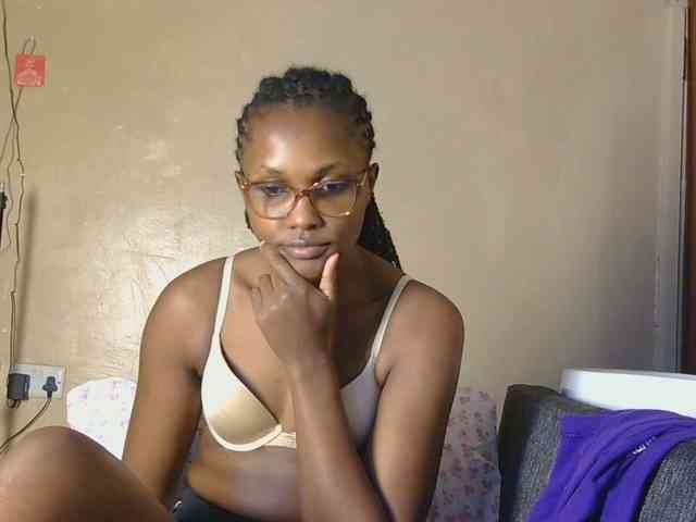 cutieglo webcam