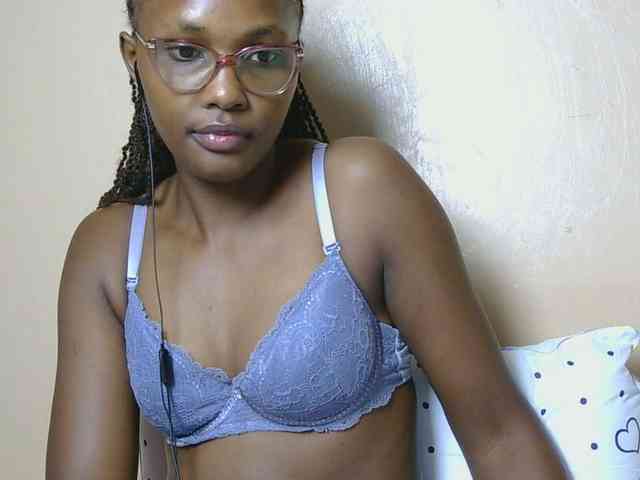cutieglo webcam