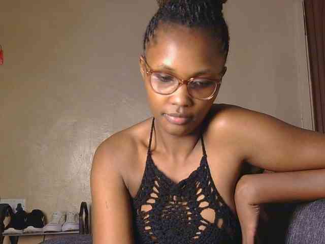 cutieglo webcam