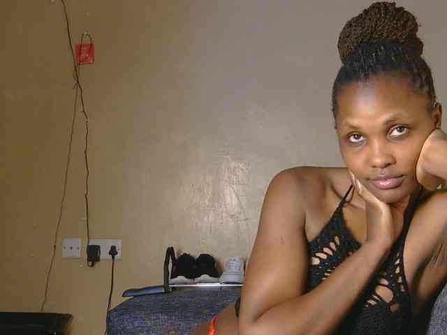 cutieglo webcam