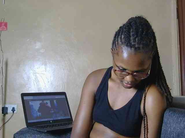 cutieglo webcam
