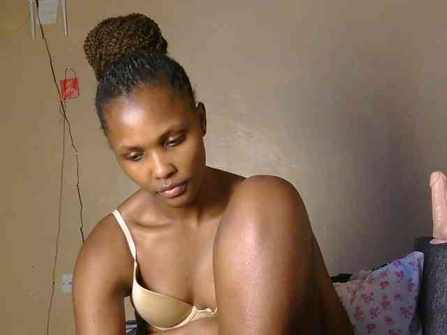 cutieglo webcam