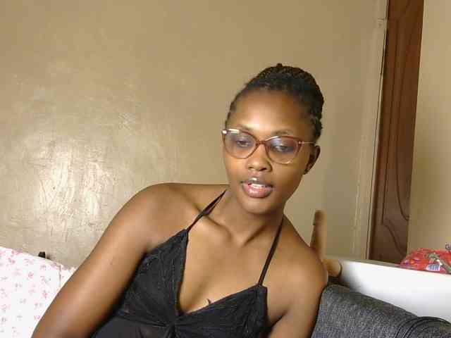 cutieglo webcam