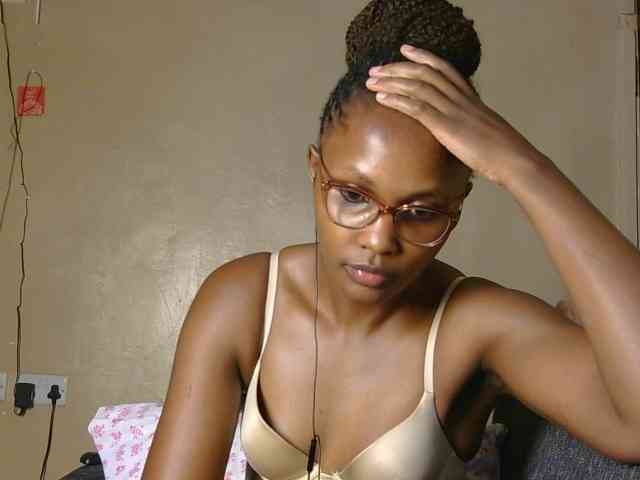 cutieglo webcam
