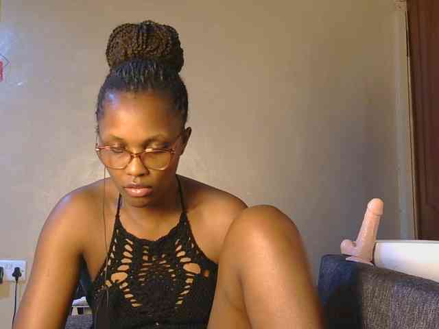 cutieglo webcam