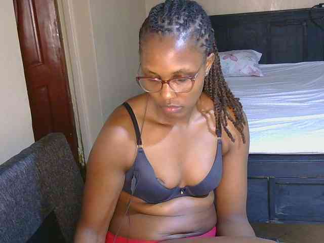cutieglo webcam