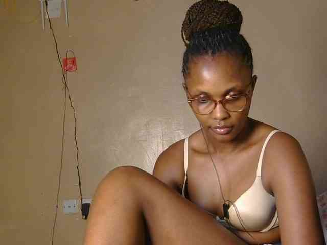 cutieglo webcam