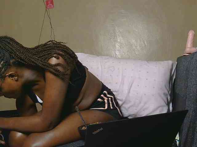 cutieglo webcam