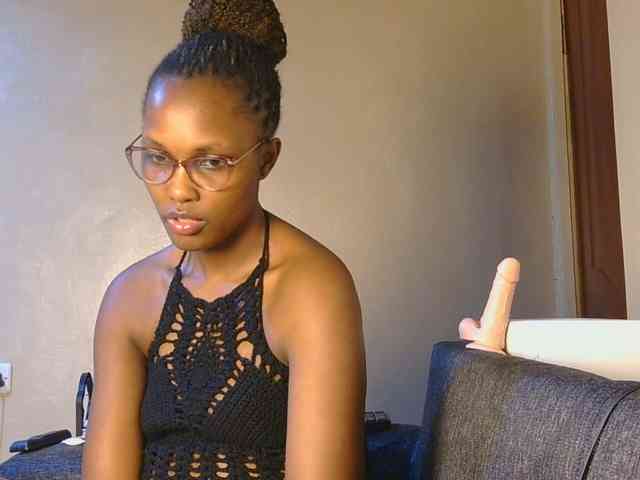 cutieglo webcam
