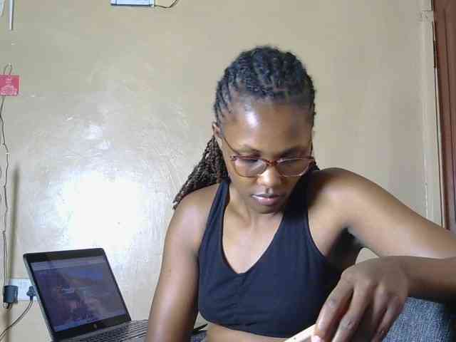 cutieglo webcam