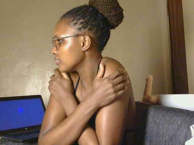cutieglo webcam