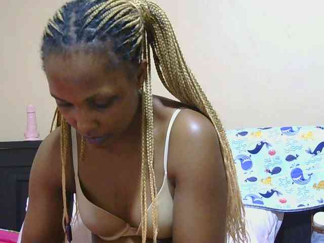 cutieglo webcam