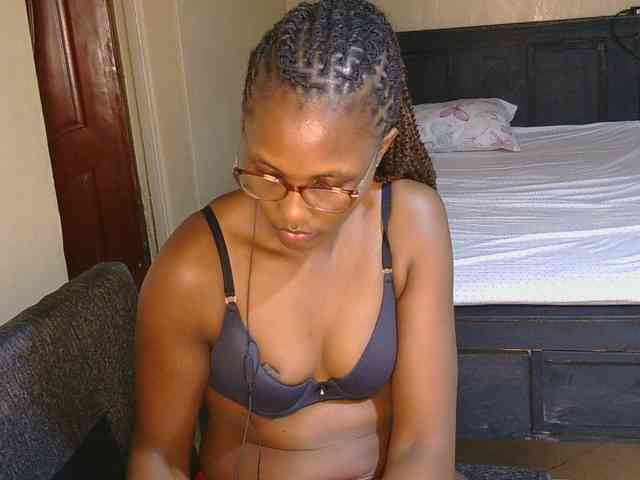 cutieglo webcam
