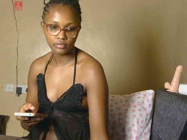 cutieglo webcam