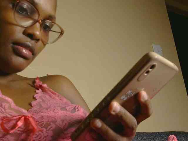 cutieglo webcam