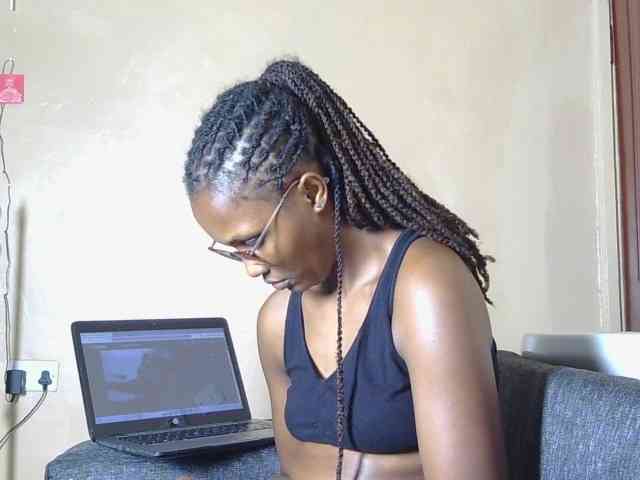 cutieglo webcam