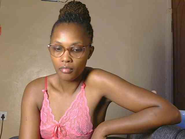 cutieglo webcam
