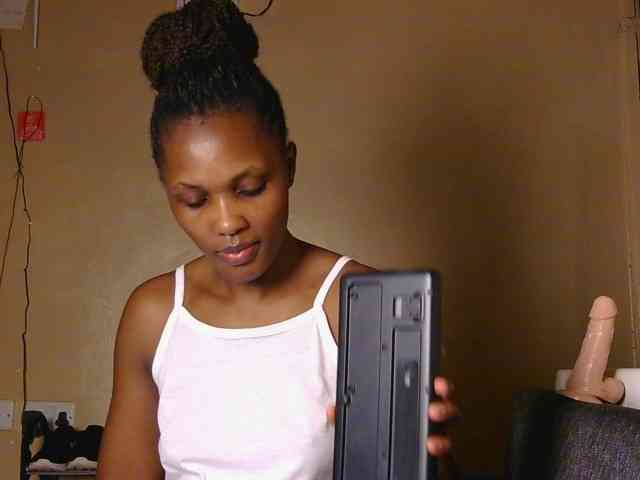 cutieglo webcam